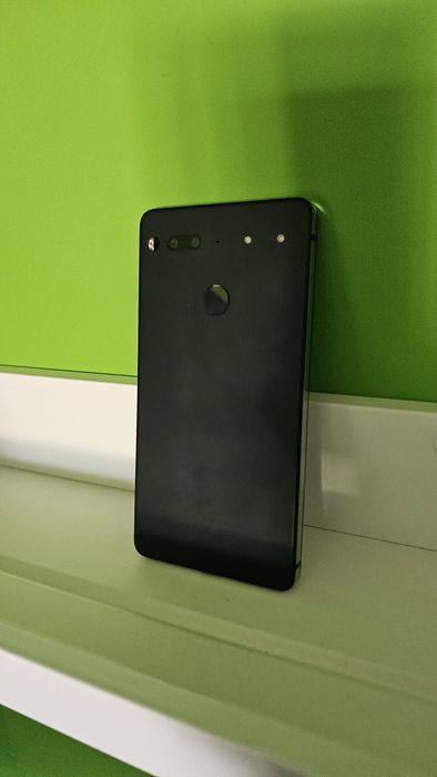 Smartphone Esential  128GB Android 14