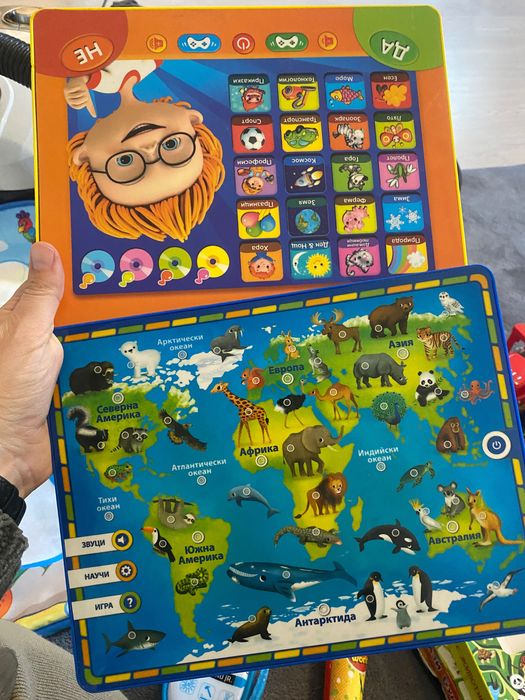 Китара и музикални инструменти, плодове, образователен таблет