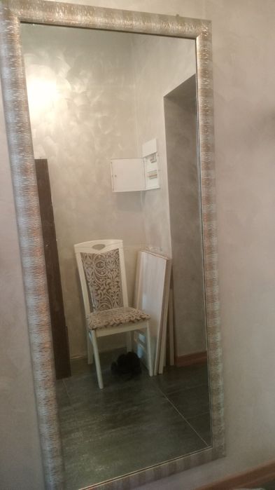 Зеркало,красивое и дорогое!