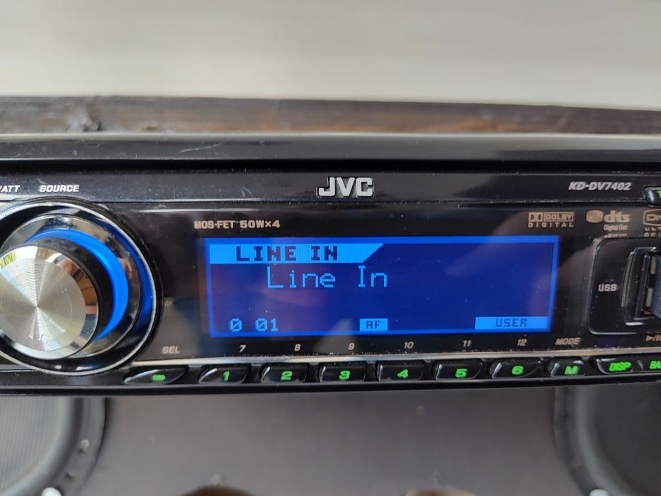 Висок клас JVC KD-DV7402