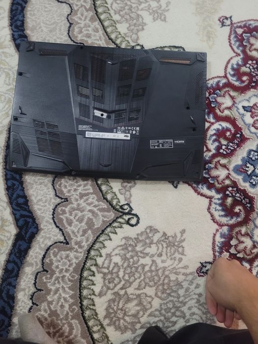 Emsi igravoy noutbuk