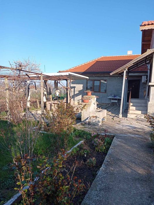 Продава се Къща в Бургас, Братя Миладинови - 130 кв.м за 616 €/кв.м - Снимка #1