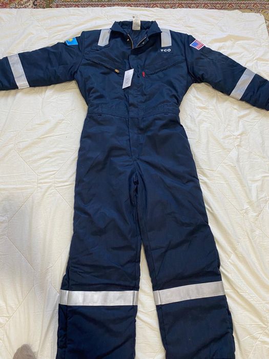 Комбинезон мужской новый.