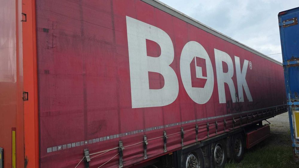 Vand semiremorca Krone
