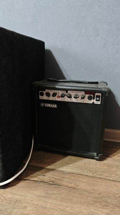 Электрогитара Yamaha EQ 112c