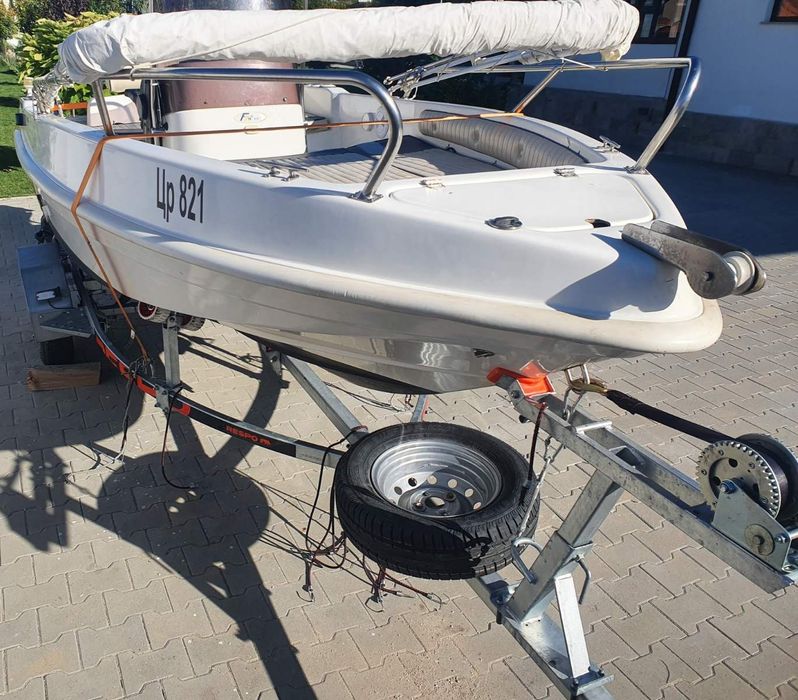 Лодка с двигател Honda 50к.с Beluga 430