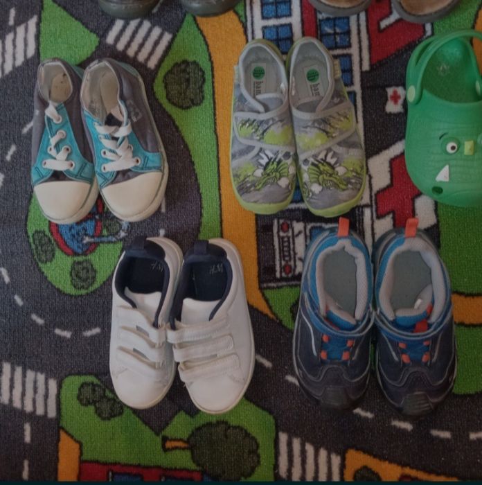 Incaltaminte marimea 25, 26, 27, 2+1 gratis