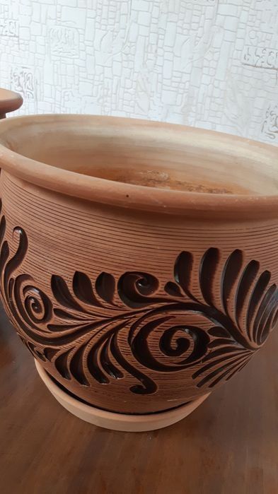 Горшок цветочный керамический