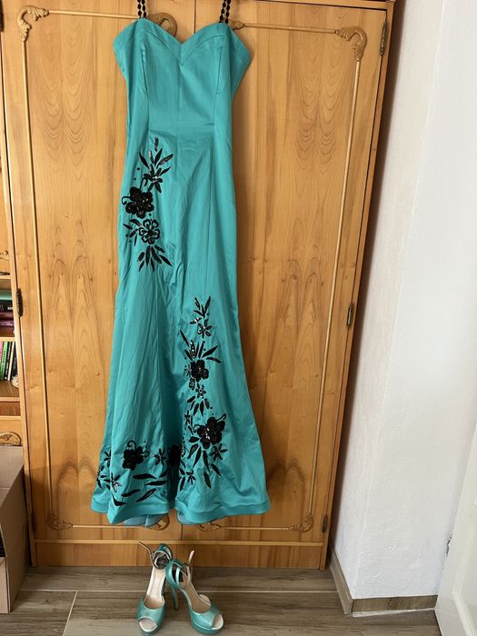Rochie turcoaz model excepțional