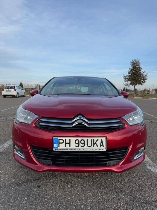Citroen C4 Exclusive 2010 1.6Hdi Bixenon