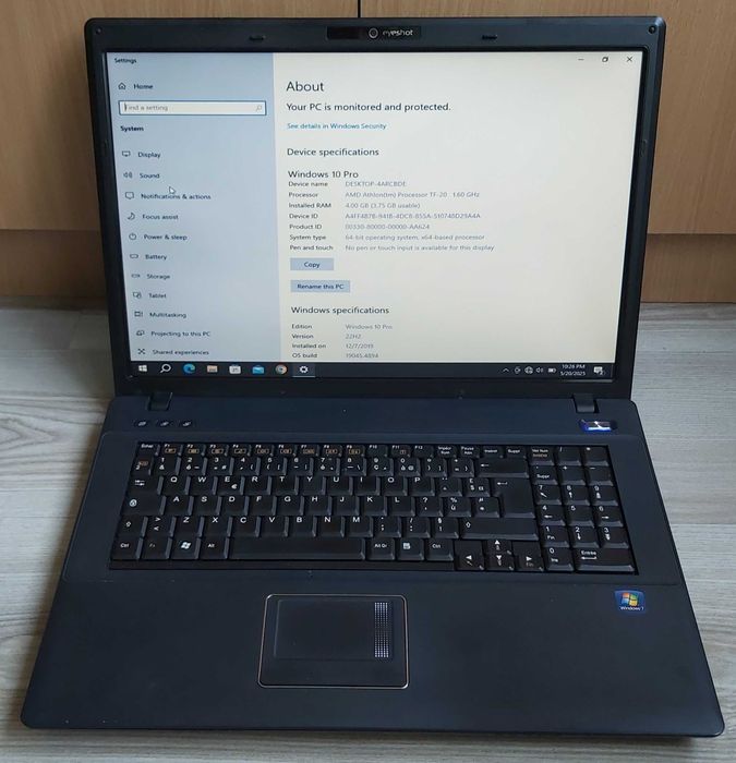 Vând  Terra Mobile 1745  display 17"