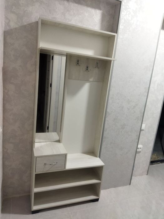 Мебель. для.прихожей..650.000.сум