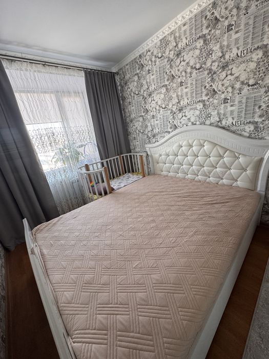 Кровать двуспальная