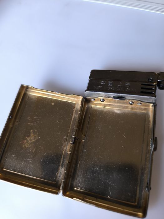 Бензинова запалка табакера