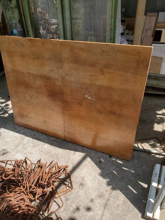 Маса - масивно дърво - разтегателна