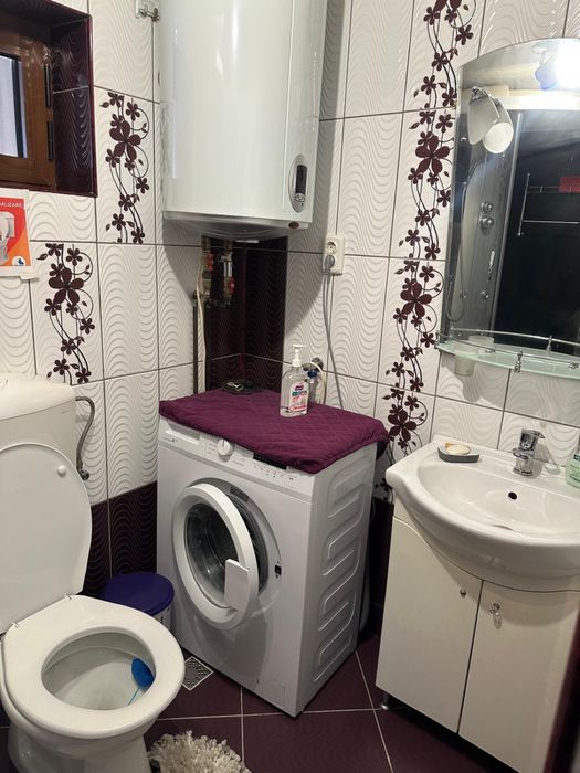 Vând casă cu teren