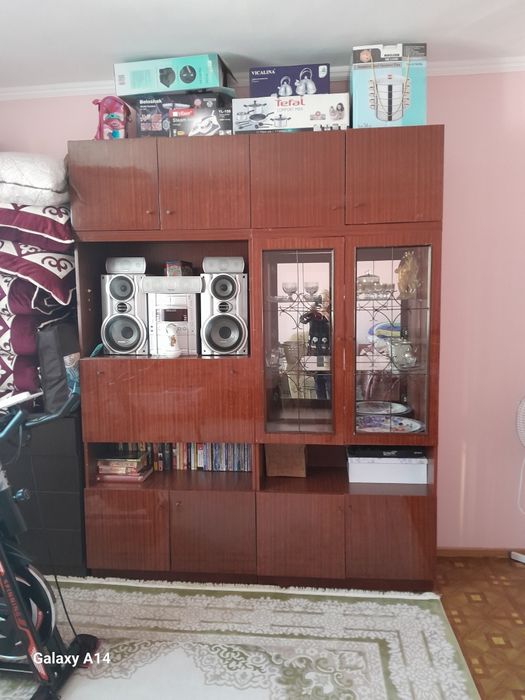 Продам стенку. В хорошем состоянии.