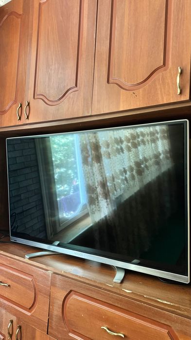 Телевизор б/у Roison