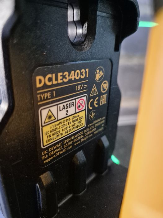 Laser Dewalt originl .tel 07716zero,trei,398