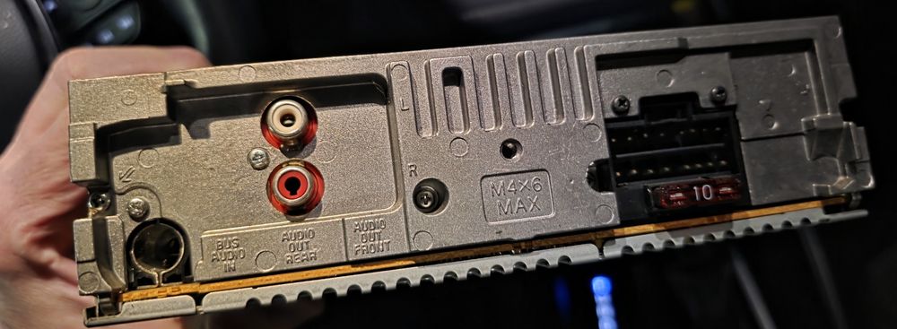 Radio CD auto Sony CDX-GT200