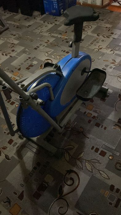 Эллиптический Тренажер