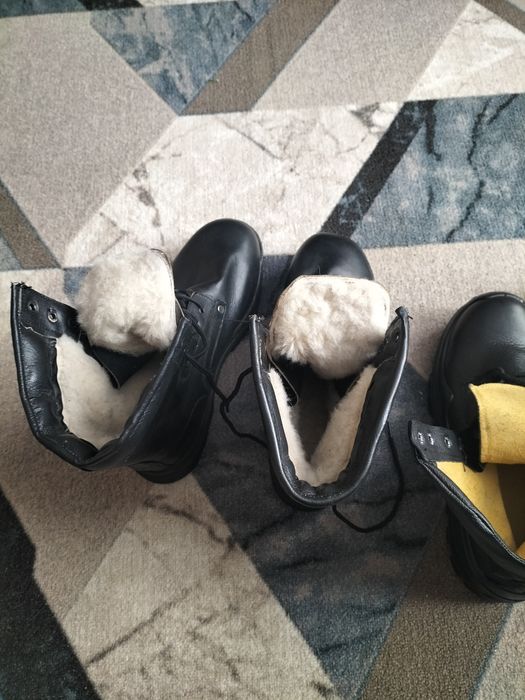 Продам обувь мужские берцы