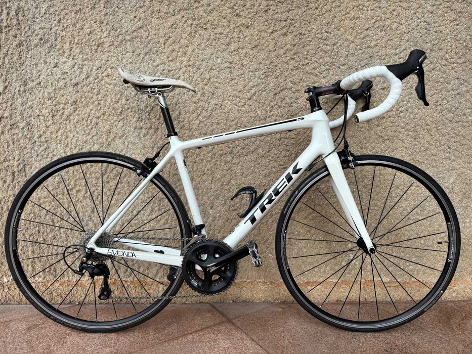 -Vand Cursiera CARBON -TREK -SHIMANO 105-11 pinioane-stare IMPECABILA!