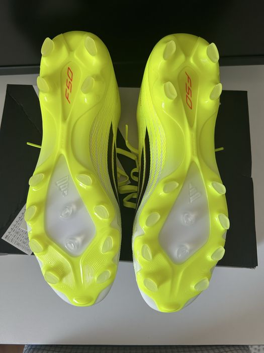 Ghete de fotbal Adidas F50 pro marimea 44
