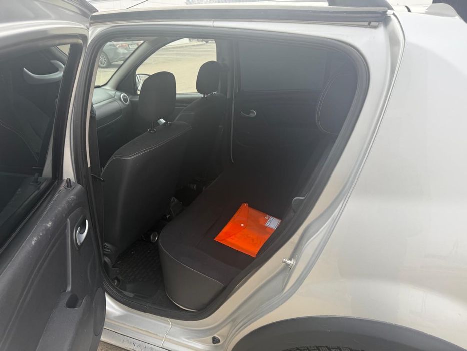 Reno Sandero 2013 год