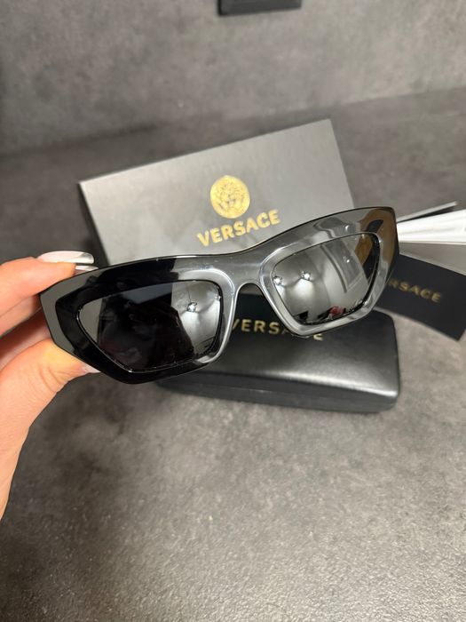 Слънчеви очила Versace