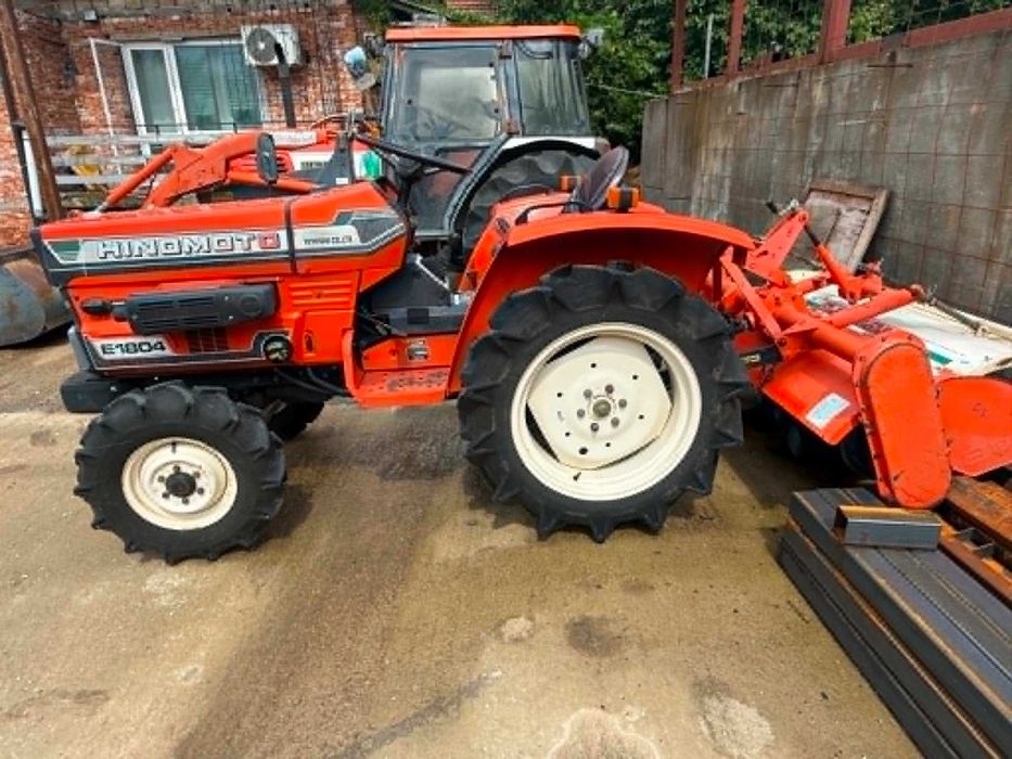 Трактор HINOMOTO E1804 4x4