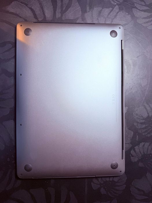 MacBook Pro 13 inch Touch Bar