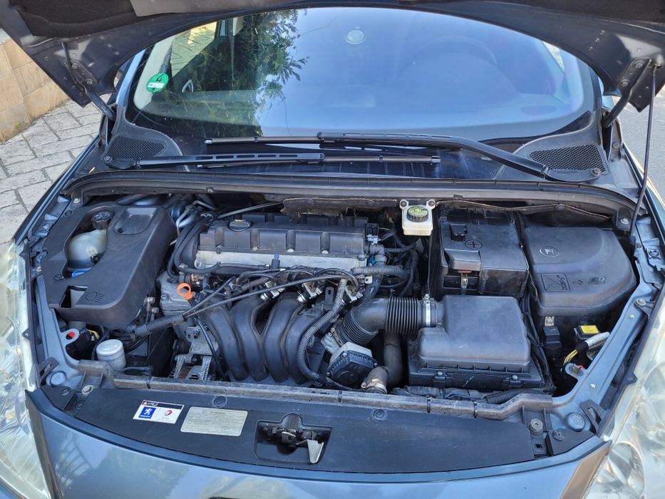 Продавам Peugeot 307 2.0 Gas