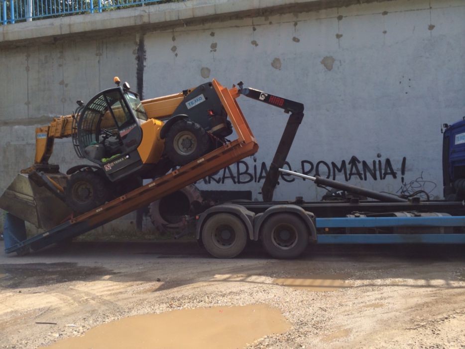 servicii transport utilaje trailer