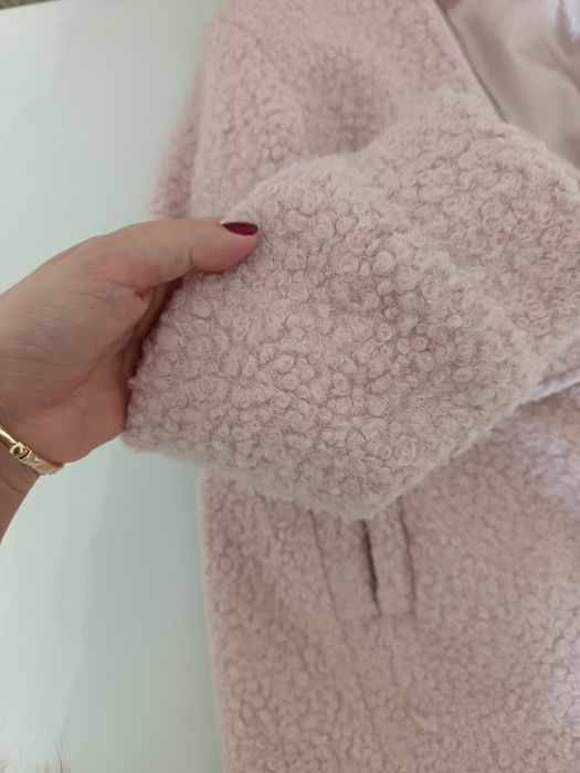 Пальто на девочку рост 122-128 см