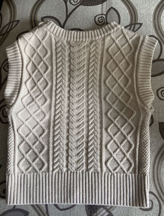 Жилетка Guess  S размер