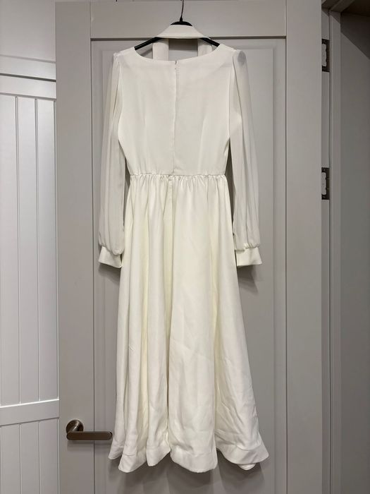 Белое шикарное платье