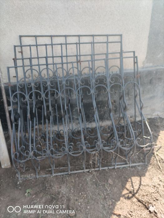 Решётки на окна в отличном состоянии