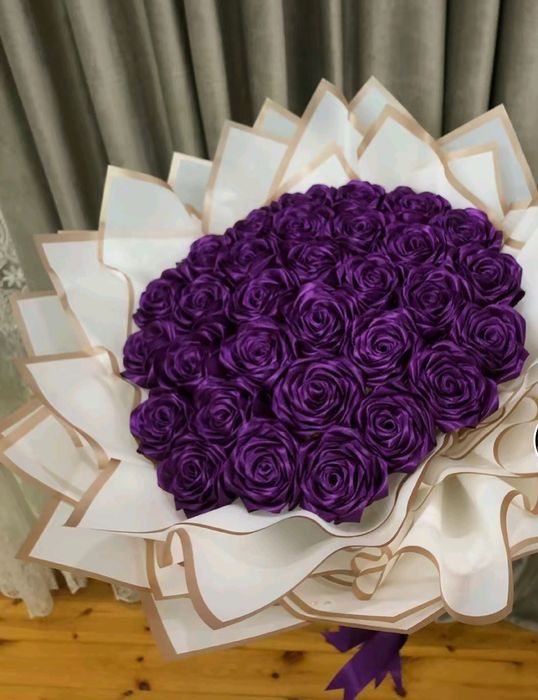 Розы из атласных ленты принимаю заказы пишите звоните