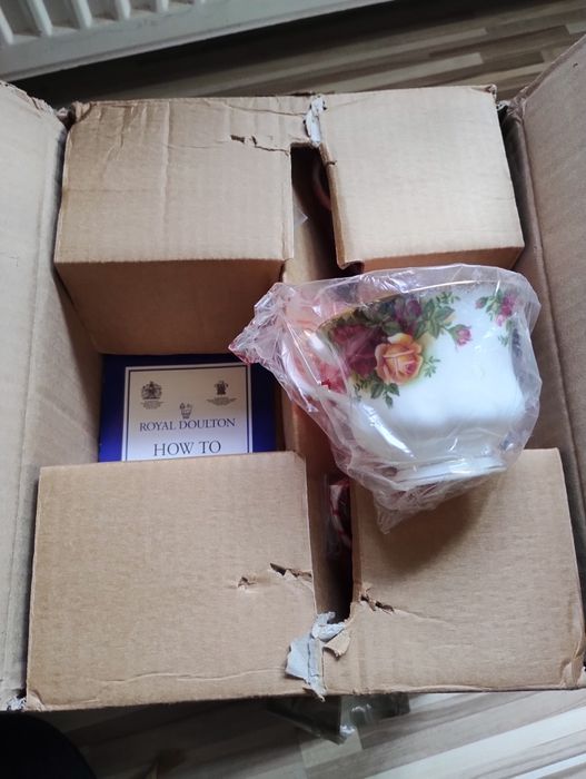 Royal Albert Old country roses