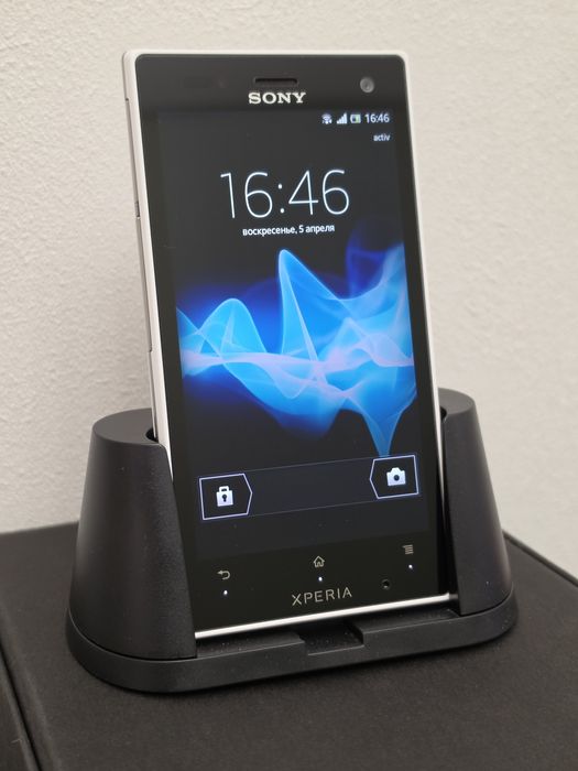 Sony Ericsson Xperia Acro S новый