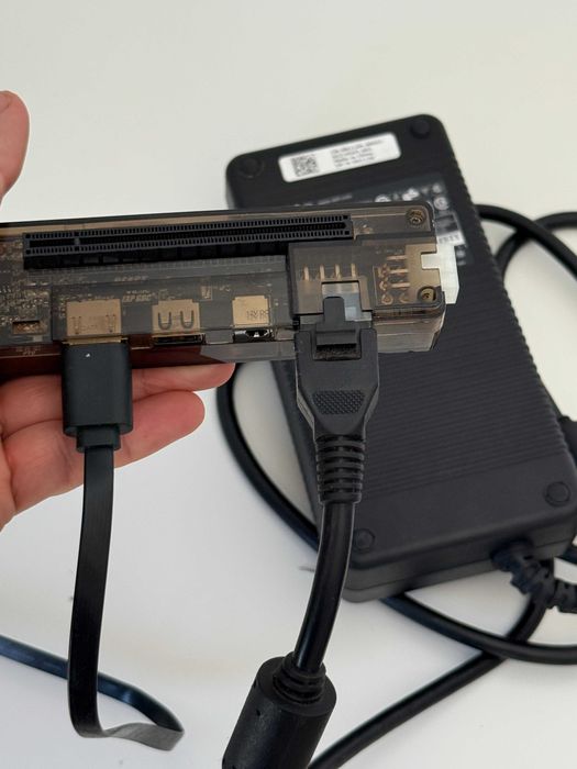 Adaptor eGPU Extern - EXP GDC Beast Sibiu • OLX.ro