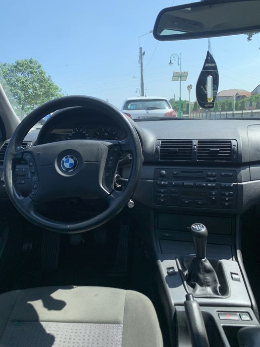 Bmw seria 3, anul 2003 facelift culoare gri