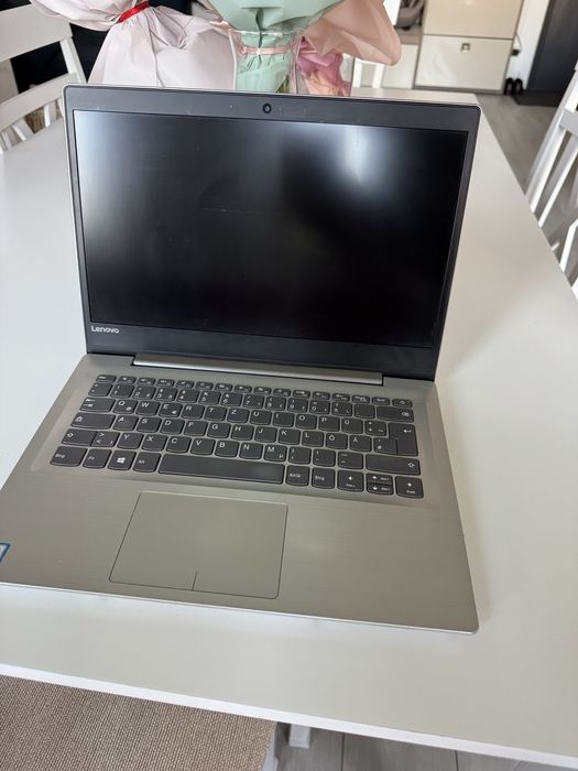 Lenovo ideapad 320S