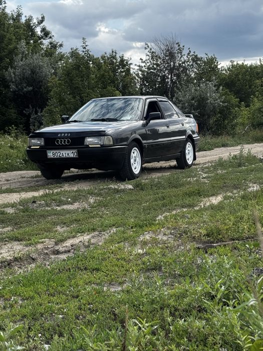 Продам AUDI B3 1990 года.