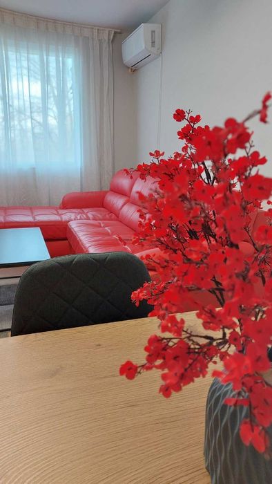 Дава се под наем Двустаен апартамент в Шумен, Болницата - 68 кв.м за 351.9 € - Снимка #2