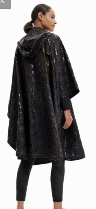 Desigual- Pelerina de ploaie cu gluga si maneci 3/4