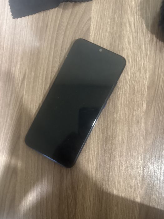 Продам xiaomi mi a3