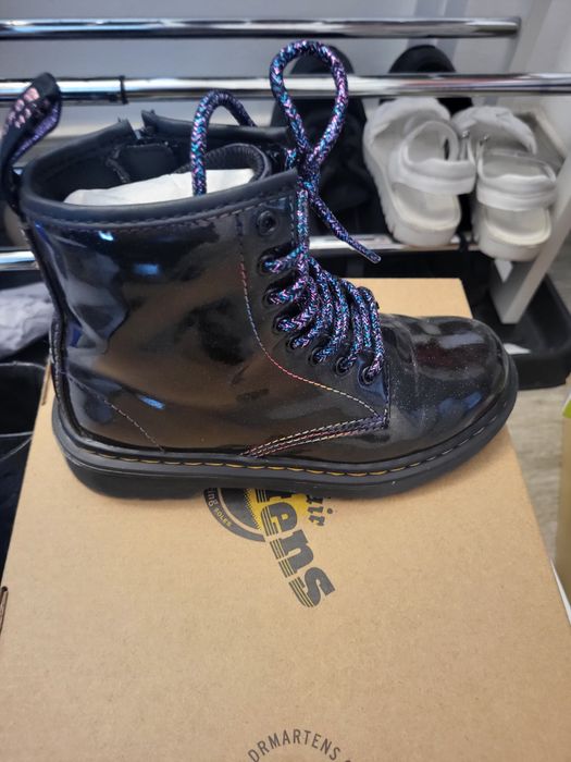 Ghete dr martens fetite