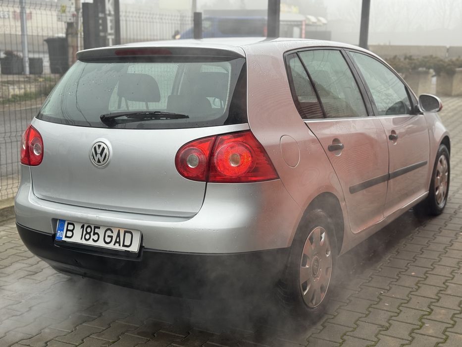 Volkwagen Golf 5 1.4 16v
